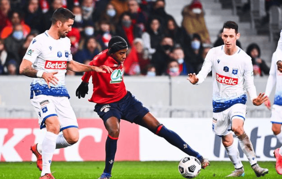 关于今夜波尔图完成体检——欧篮联节点到来赛前马赛备战法国杯，冲刺阶段里尔状态回暖看傻球迷的信息